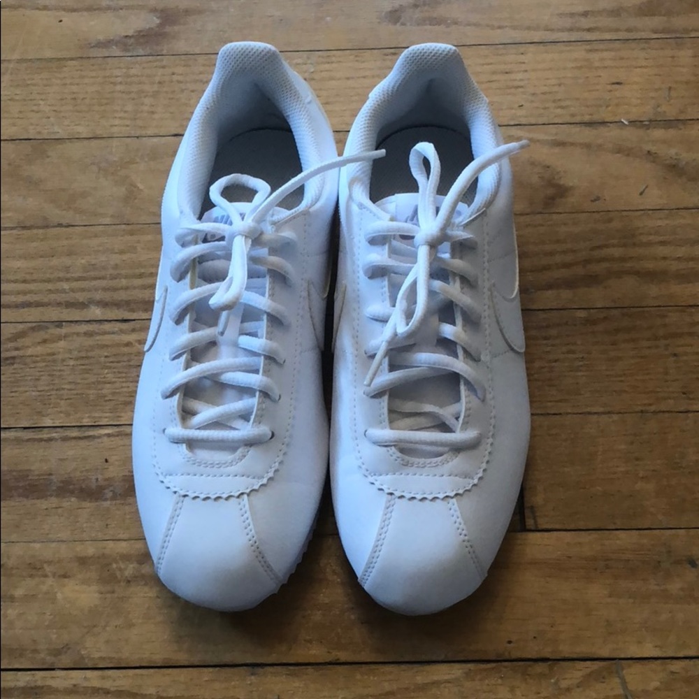 Nike Cortez tennis shoes